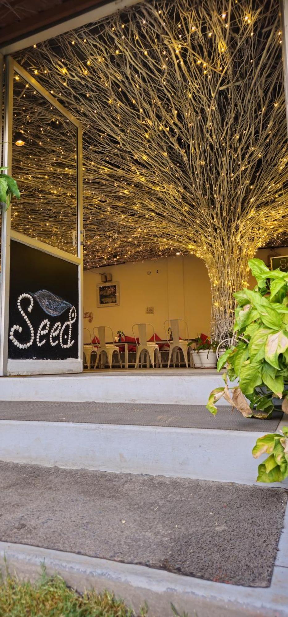 Seed Hotel Shrīrangapattana Buitenkant foto